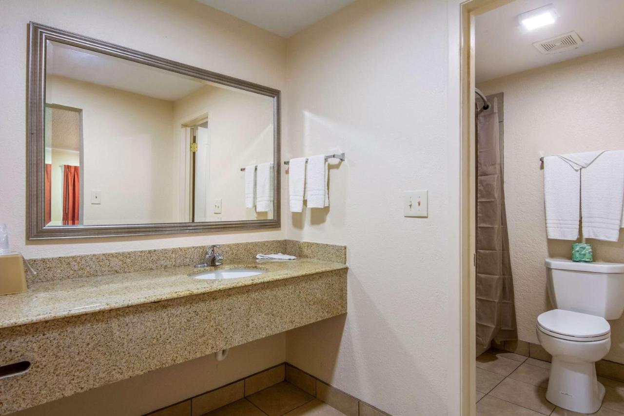 Motel 6-Winnie, Tx エクステリア 写真